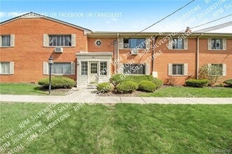 Building Photo - 801 Plate St