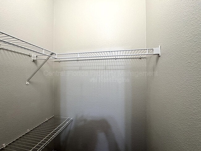 Building Photo - 3411 Wilshire Way Rd