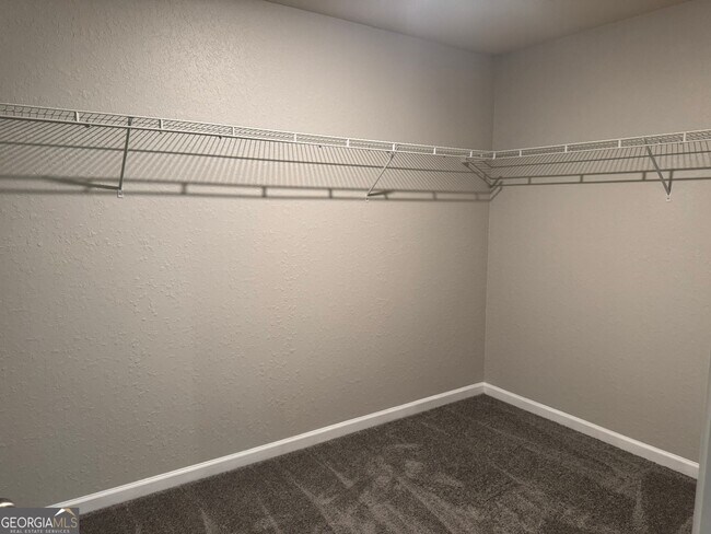 Building Photo - 3475 Ridge Hill Pkwy