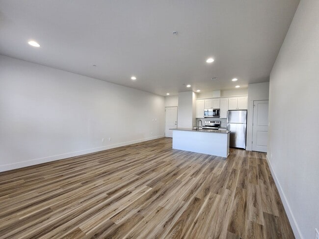 Building Photo - Beautiful Brand New Modern Apartment Homes...