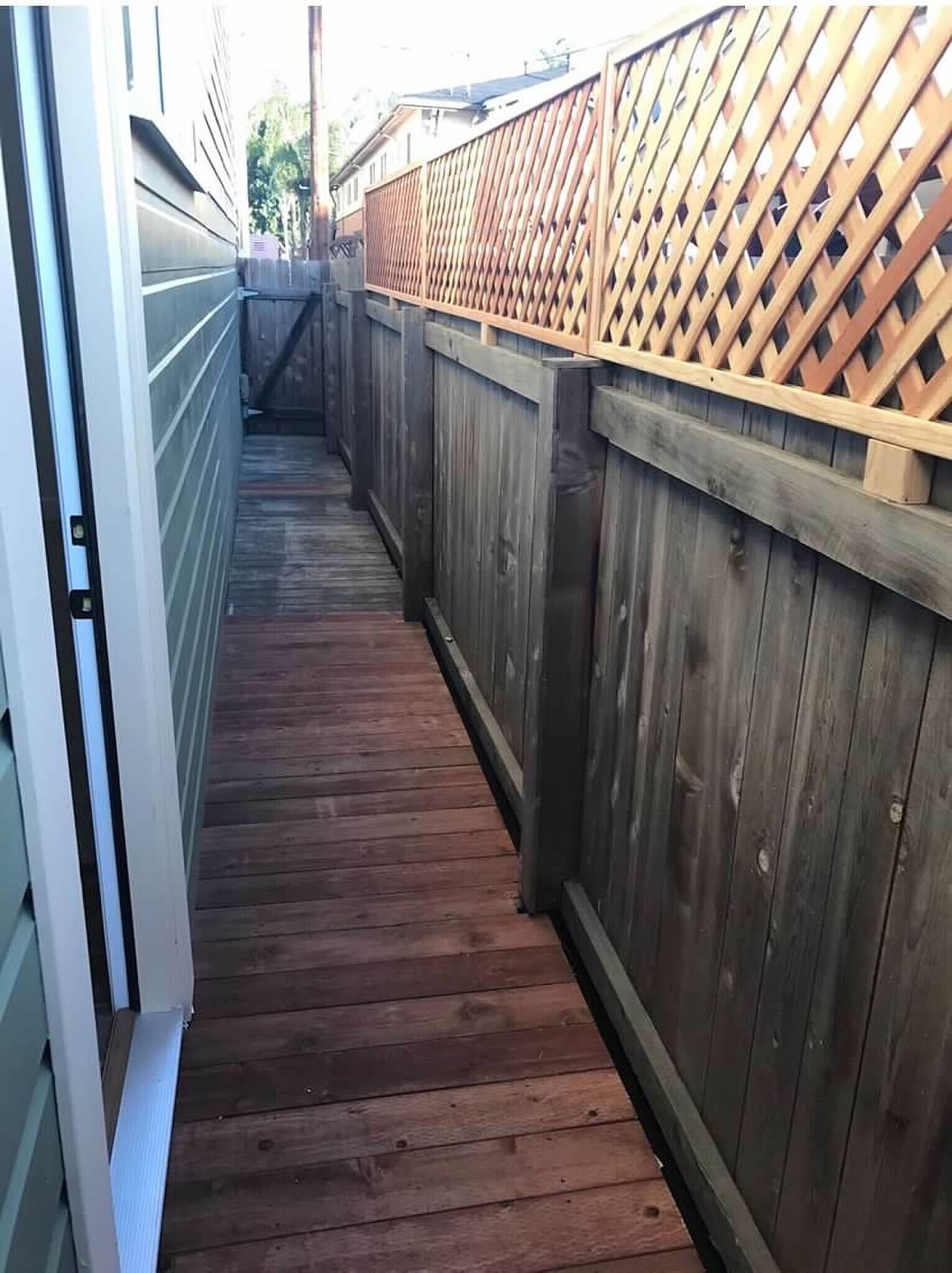 Building Photo - 228 C Ave