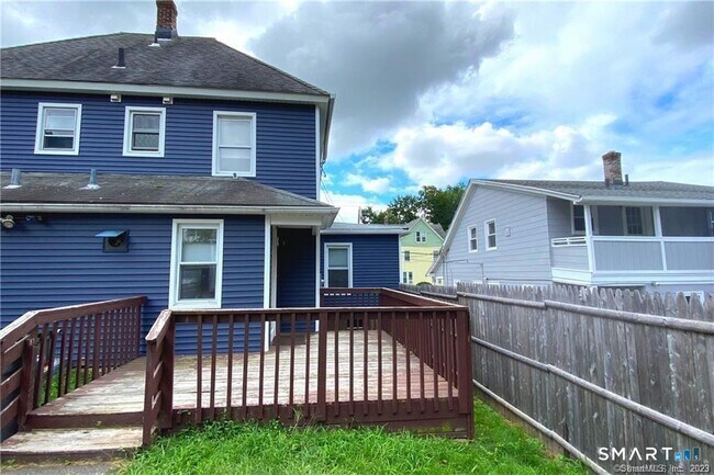 Building Photo - 153 Eldridge St