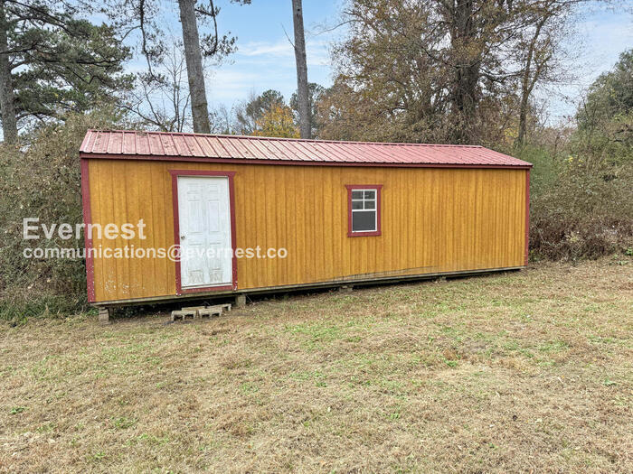 Building Photo - 2907 Lakeside Dr