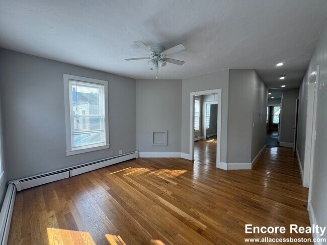 Building Photo - 23 Elmer St