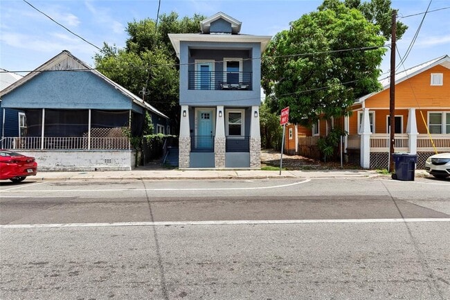 Building Photo - 2106 E 17th Ave