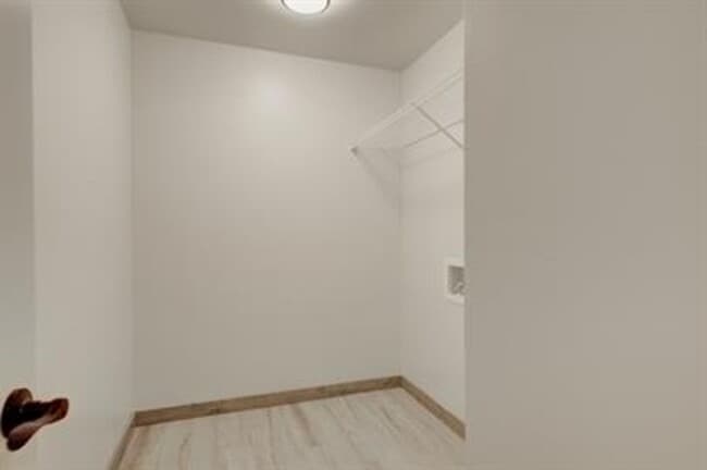 Building Photo - 3105 Cooney Dr