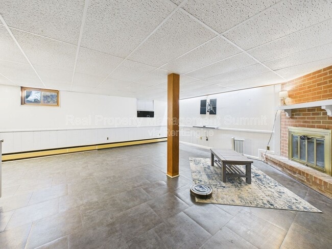 Building Photo - 1508 Chesley Pl