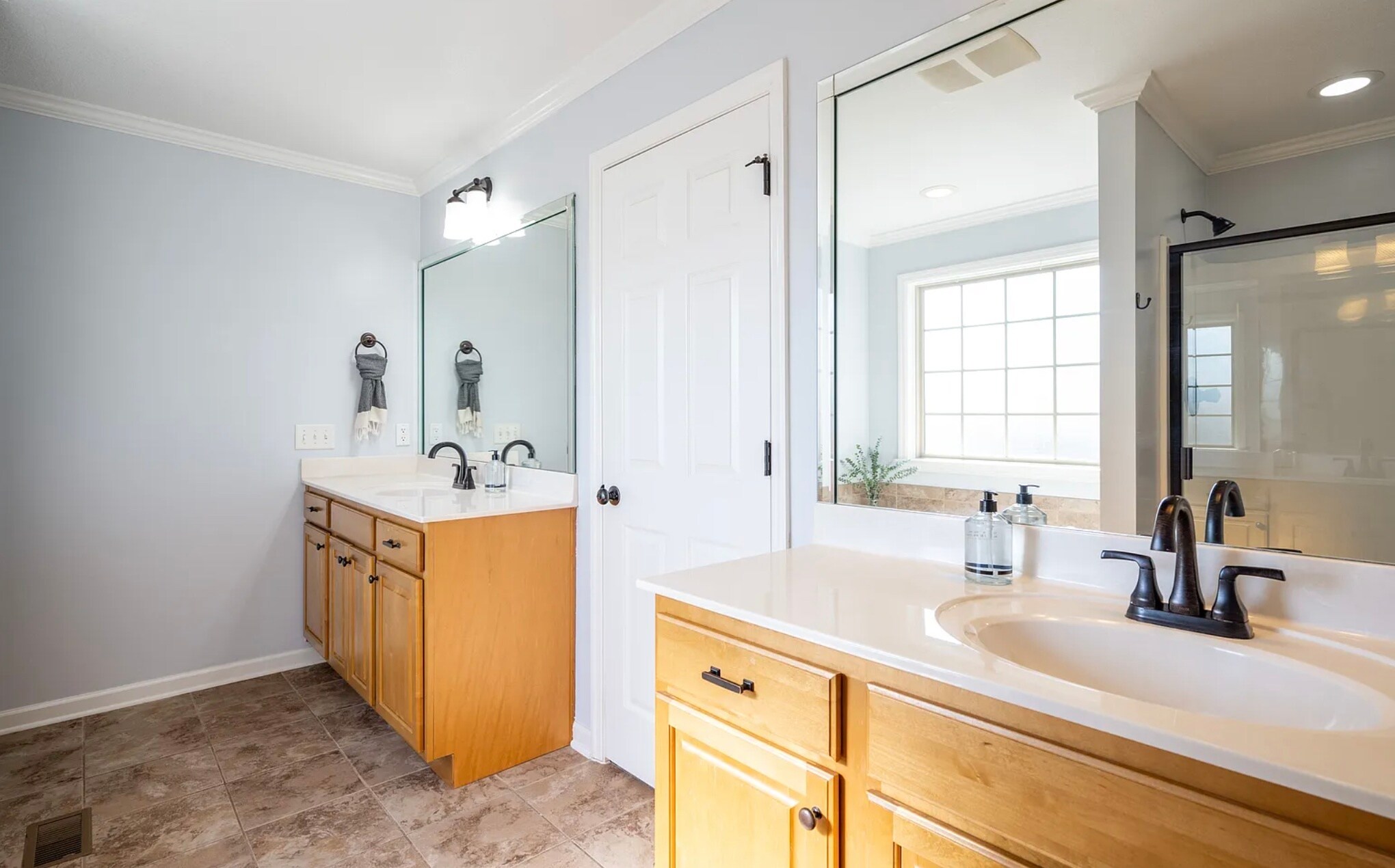 Building Photo - 7356 Landlock Dr