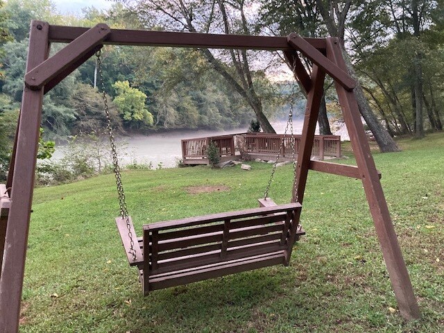 Private community park - 903 Wentworth Ct