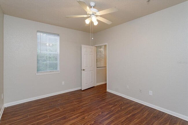 Building Photo - 860 N Orange Ave