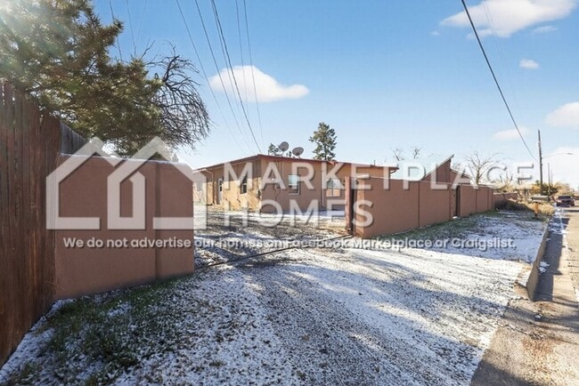 Building Photo - 1610 Jay St