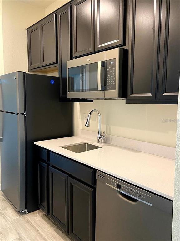 Building Photo - 1358 Lassen St