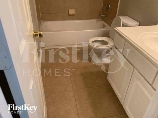 Building Photo - 17834 Yellow Birch Trail