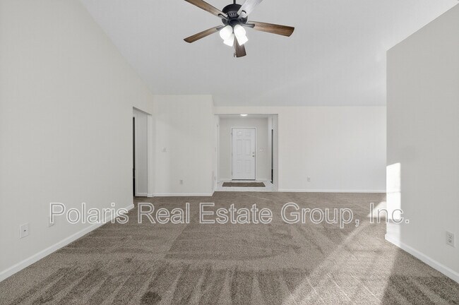 Building Photo - 439 Venus Dr