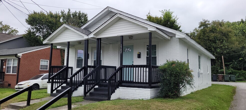 Primary Photo - 1542 McConnell Rd