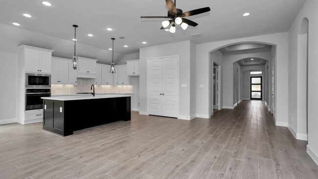 Building Photo - 5026 Albany Shores Ln