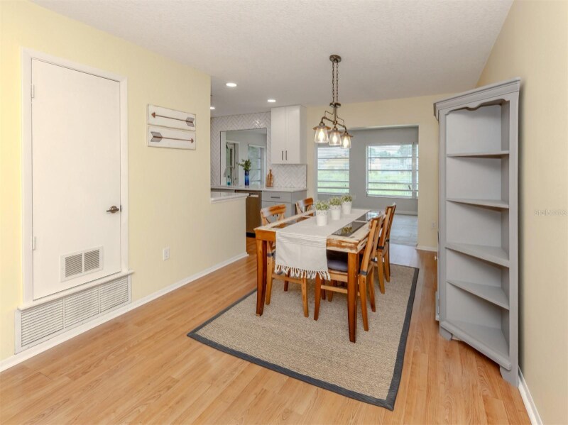 Building Photo - 8122 Trionfo Ave