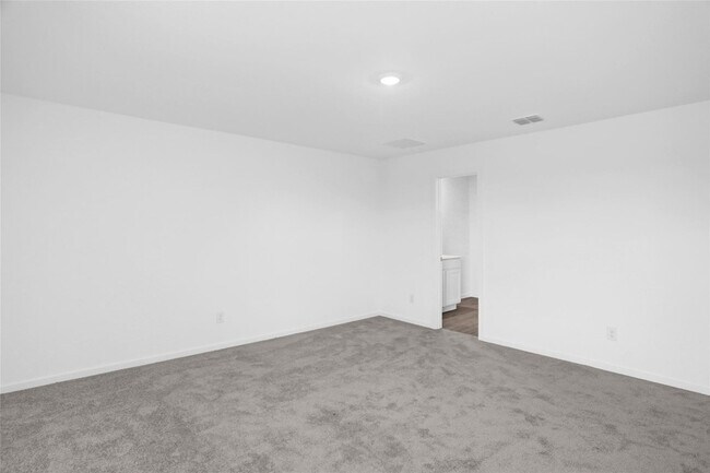 Building Photo - 818 Ginkgo Wy