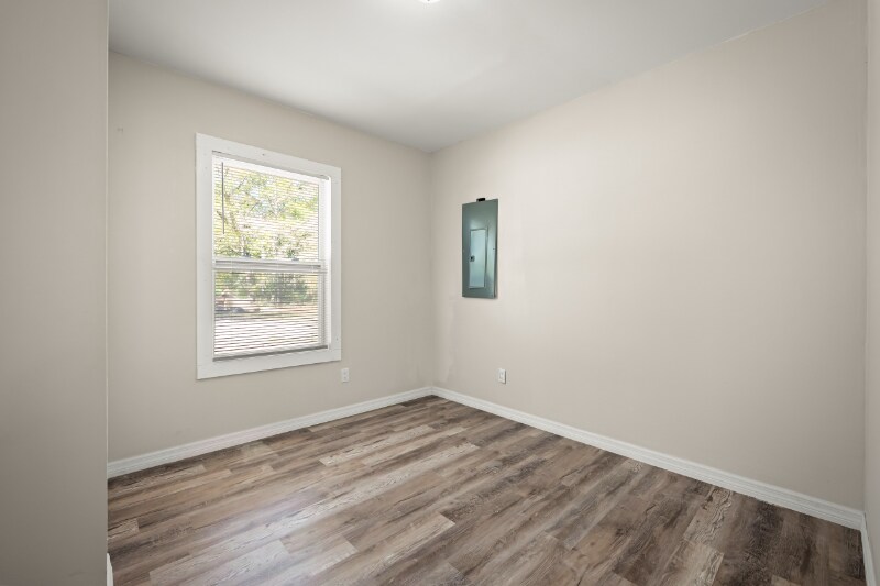Building Photo - 12706 Lanier Rd