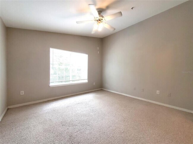 Building Photo - 844 Grand Regency Pointe
