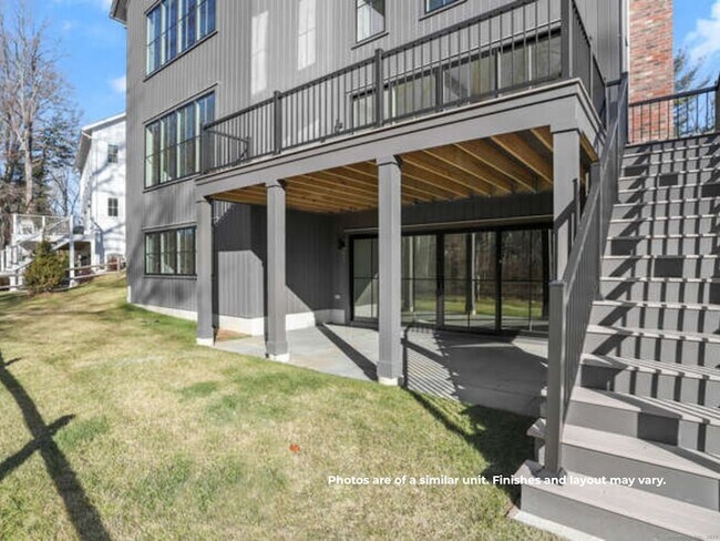 Building Photo - 14 White Barns Ln