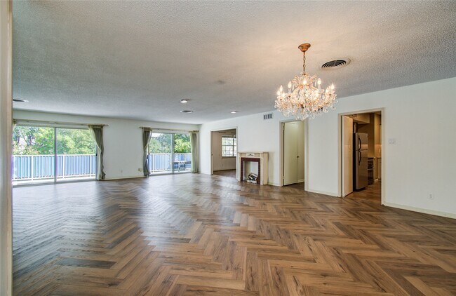 Building Photo - 2700 Bellefontaine St