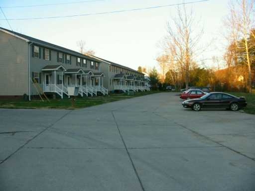 Both buildings and parking lot - 665 Rocky Step Rd