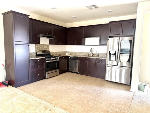 Building Photo - 5926 Sendero Ave