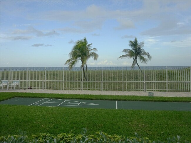 Building Photo - 8 Briny Ave