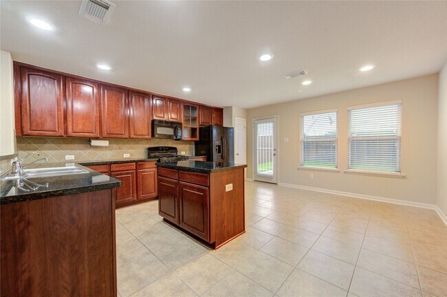 Building Photo - 16702 Grove Trail Ln