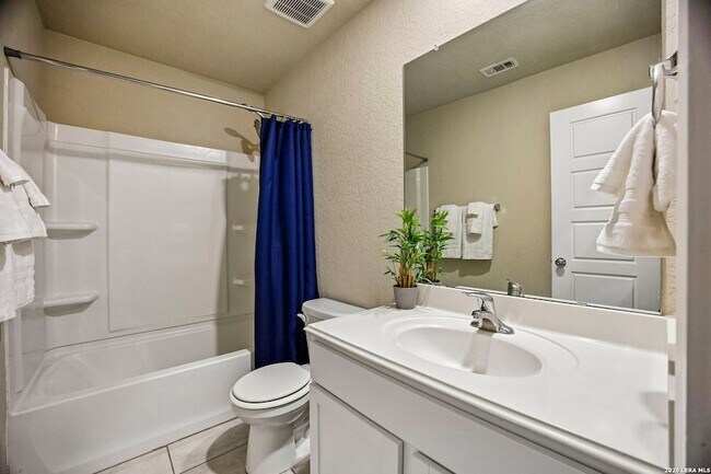 Building Photo - 10771 Francisco Way