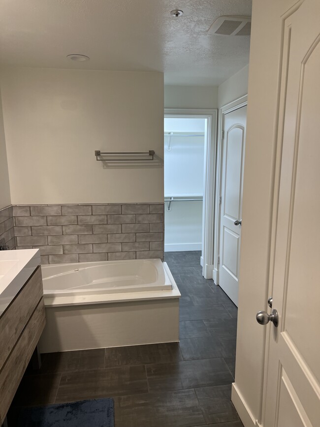 Master Bathroom - 150 S 300 E