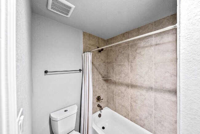 Building Photo - Rare Cibolo Canyons Opportunity | Guest Suite Downstairs, Optional 5th Bedroom, No Carpet, No Rea...