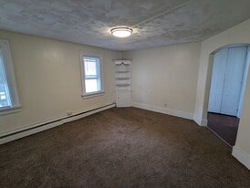 Building Photo - 608 Elmwood Ave