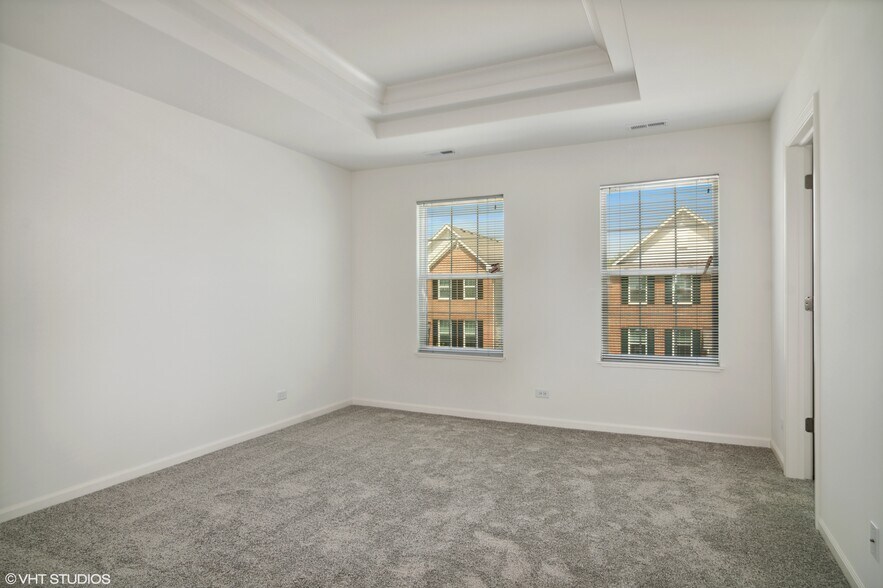 Building Photo - 1838 Kraft Ave