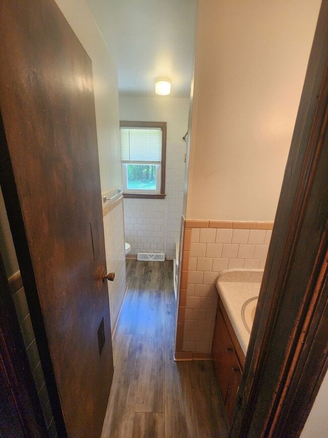 Building Photo - 15713 S Crater Rd