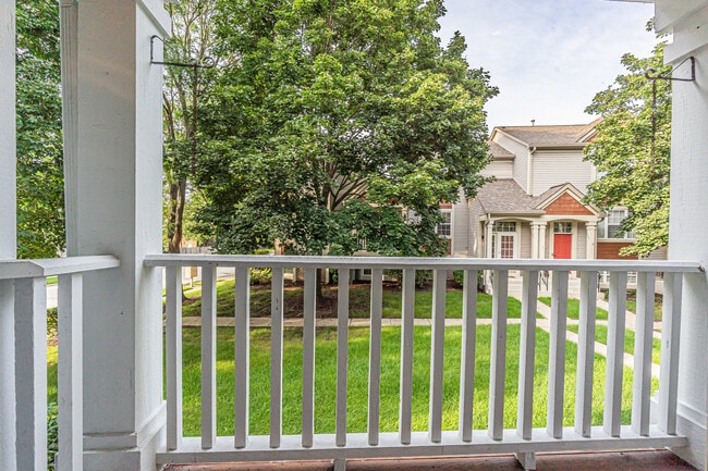 Building Photo - 1651 Apple Tree Ln