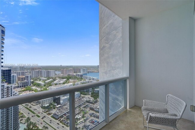 Building Photo - 18201 Collins Ave