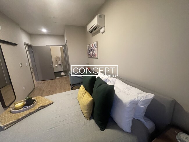 Building Photo - 525 Lincoln St