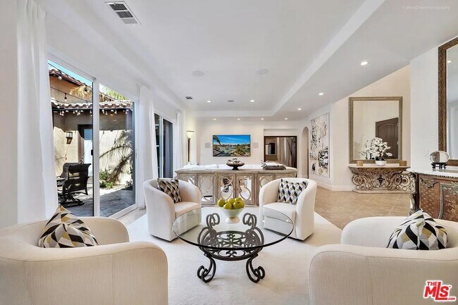 Building Photo - 14 Via Santa Velera