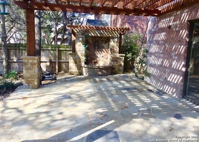 Building Photo - 10935 Hamlen Park Dr