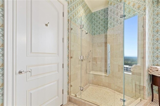 Building Photo - 3376 Peachtree Rd NE