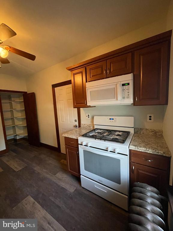 Building Photo - 37 E Gloucester Pike