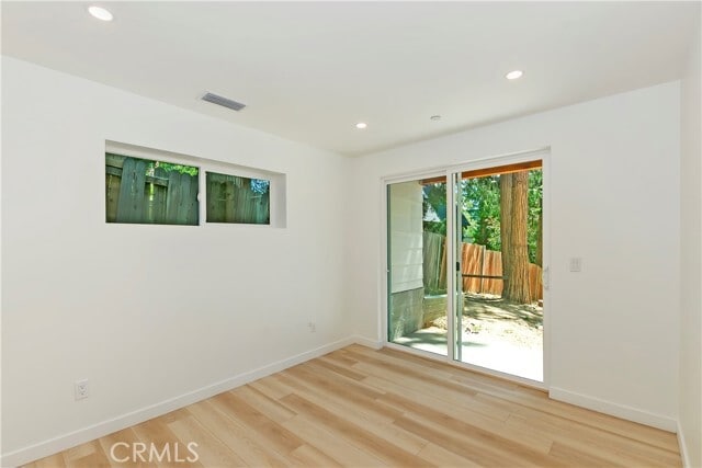 Building Photo - 441 Oriole Dr