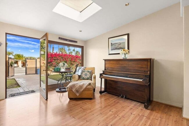 Building Photo - 74681 Peppertree Dr