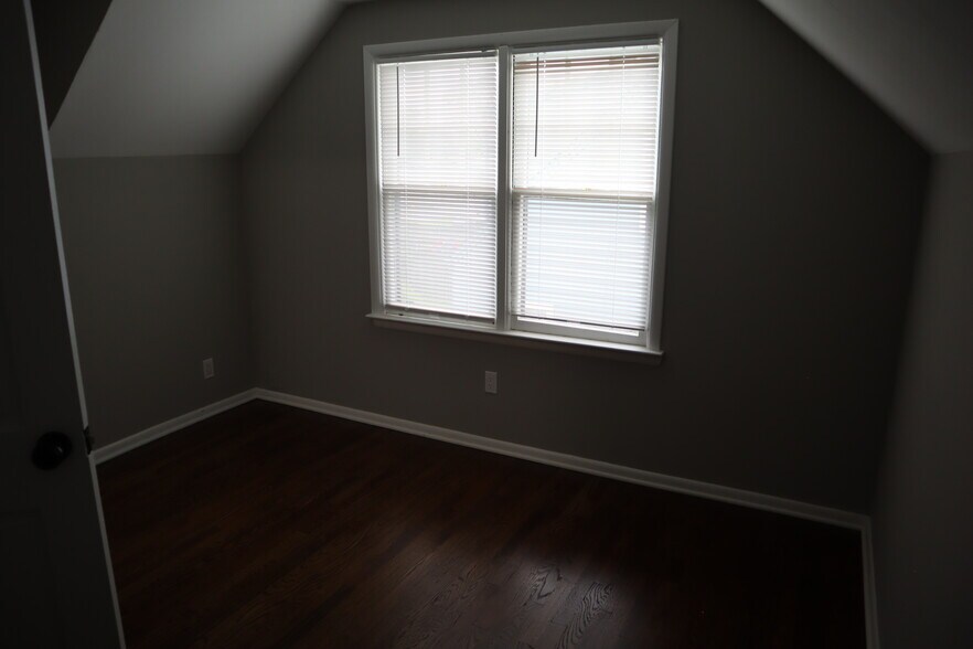 Building Photo - 1316 Studer Ave