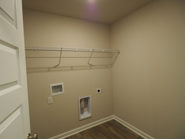 Building Photo - 4 bedroom home in Foley