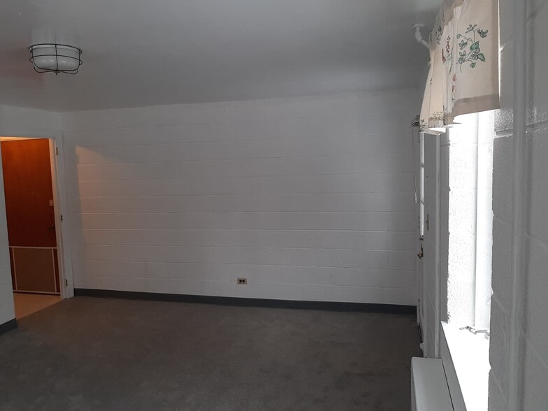 Living room - 1701 Rugby Ave