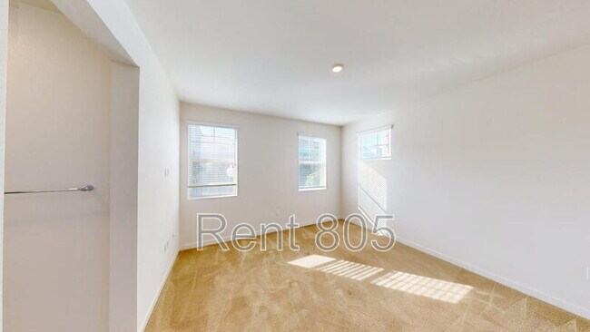 Building Photo - 561 Winchester Dr