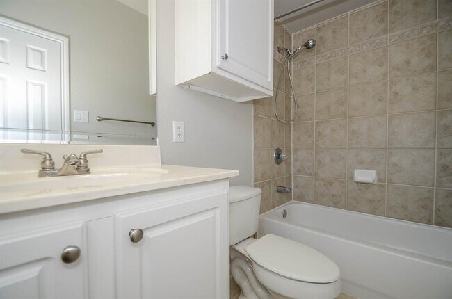 Building Photo - 12707 Boheme Dr